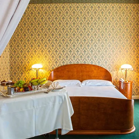Grand Hotel Astoria-3